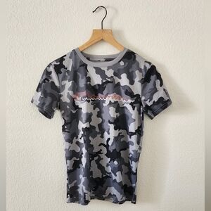 Champion Boys 14/16 Gray Black Camouflage Top